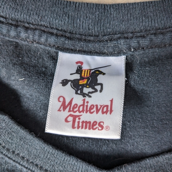 TRUE Vintage 90s Boxy Graphic Tee - Picture 3 of 4